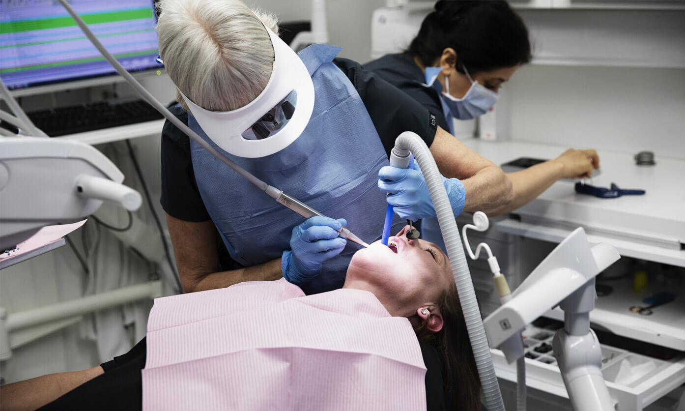 Specialister P Tandimplantat Aqua Dental