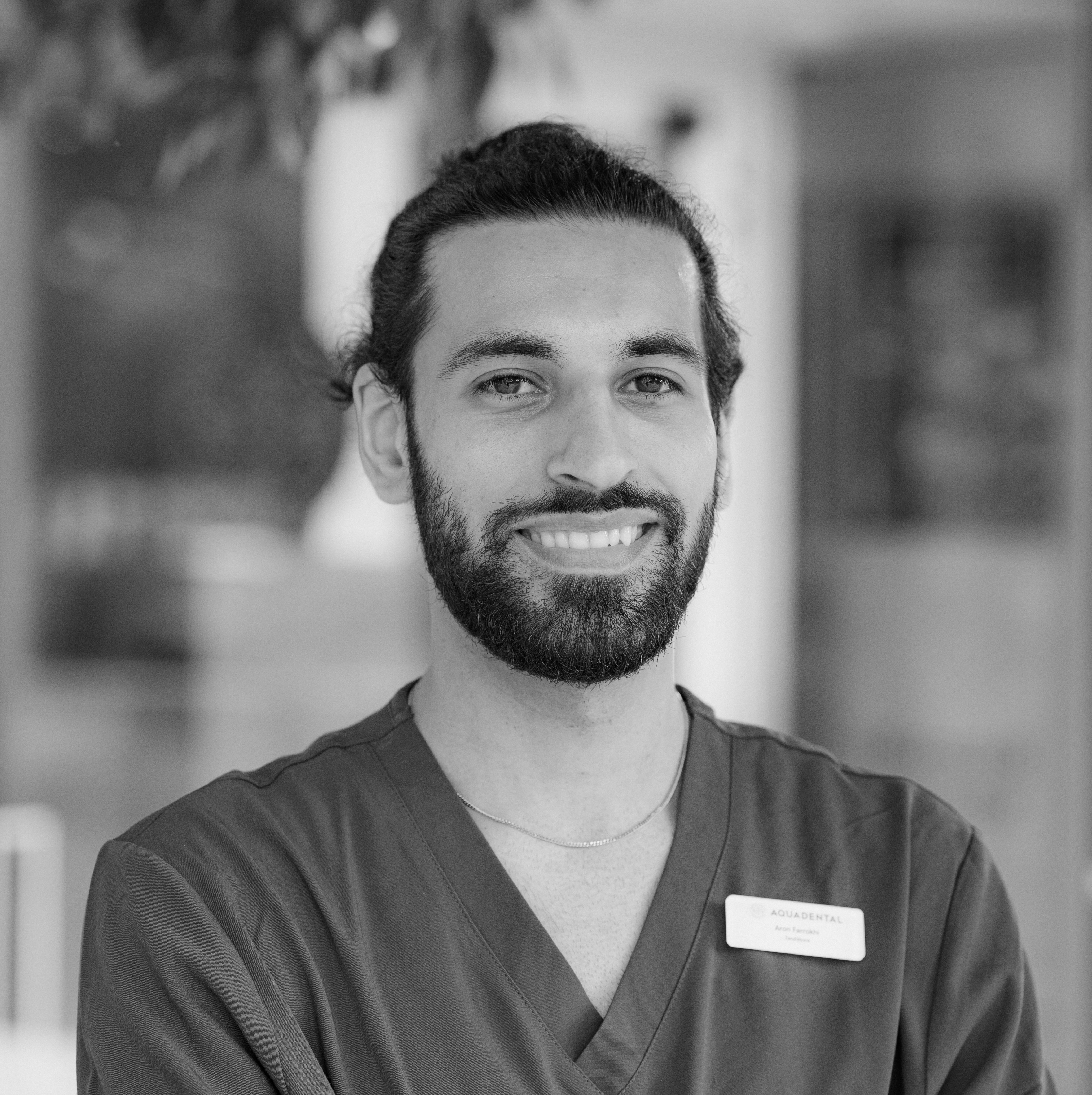 Aron Farrokhi Aron Farrokhi