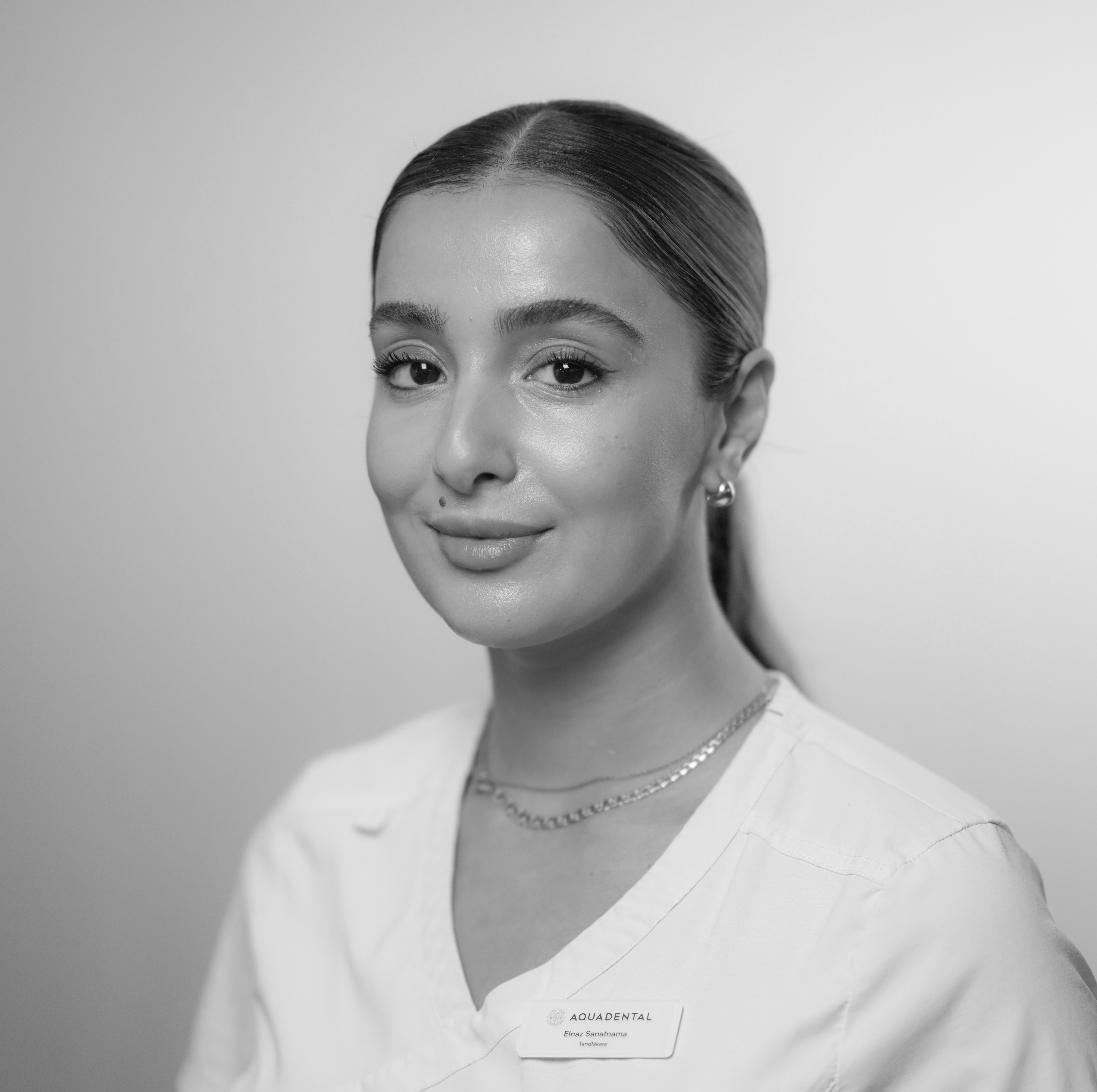 Elnaz Sanatnama Elnaz Sanatnama